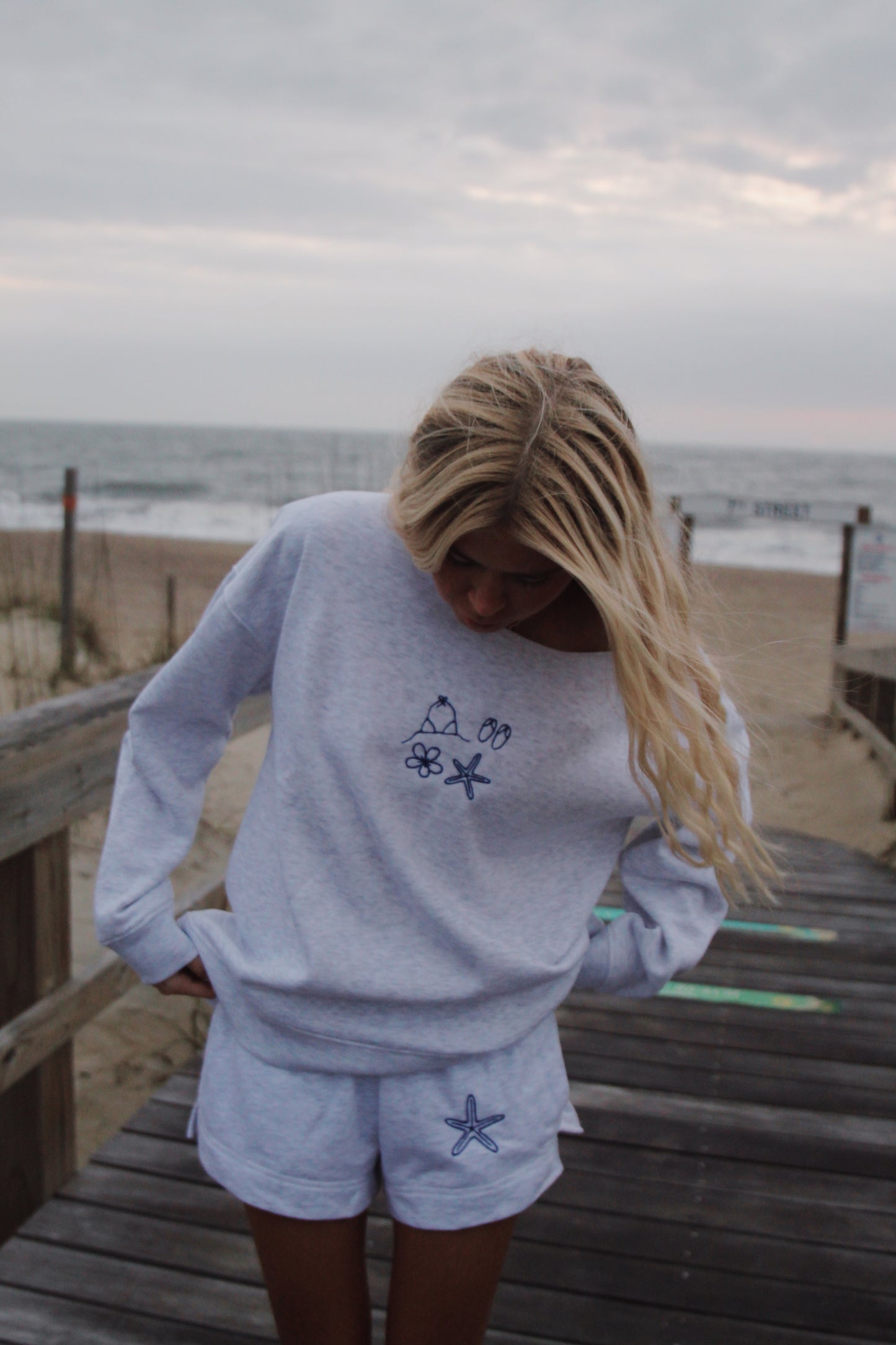 beach essentials shorts